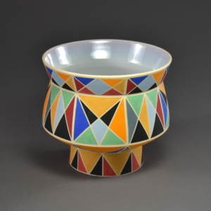 "Curves and Edges" Vessel. Porcelain, Glaze, Underglaze. 7 x 6 inches. &copy;Julia Mulligan