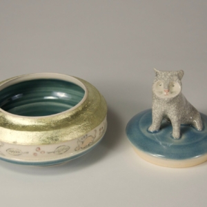 Kitty Kontainer, Thrown Porcelain, 18K Gold Leaf. Wheel thrown with hand built cat. 4.5 x 4.5 x 4 inches