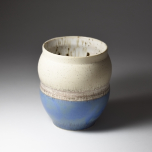 Medium Size Vase. Porcelain, Glaze.