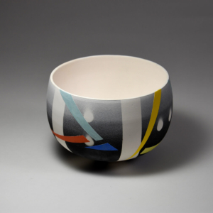 Luna Bowl, Porcelain, 7 x 7 x 5 inches &copy;Julia Mulligan